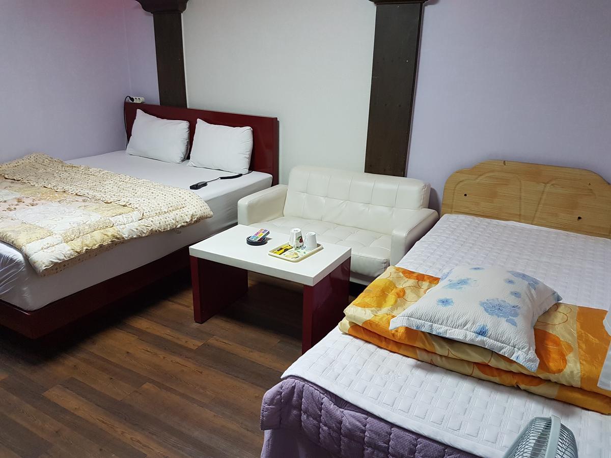 Sky Motel Gwangju Metropolitan City Bagian luar foto